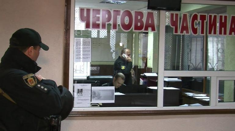 Стаття Резервні телефонні номери підрозділів поліції Донецькій області. Куди звертатися за допомогою? Ранкове місто. Крим