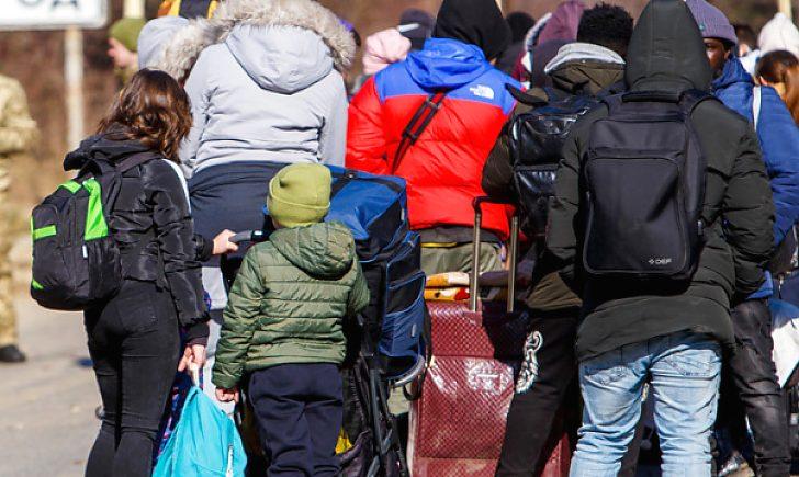 Стаття Як евакуюватися з окупованої території: все, що треба знати Утренний город. Крим