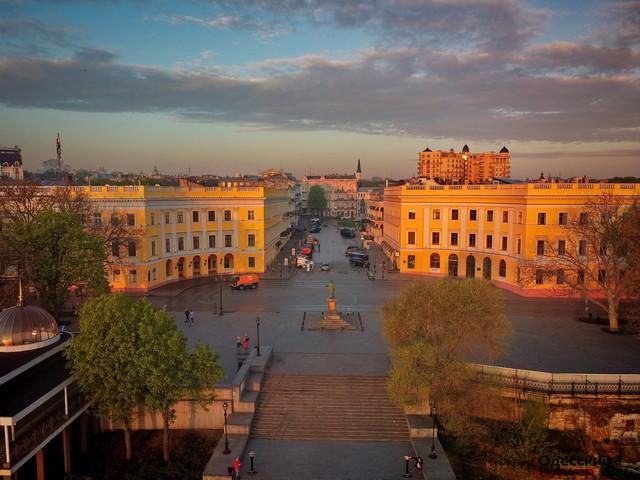 Стаття Історичний центр Одеси включили до переліку ЮНЕСКО (ВІДЕО) Утренний город. Крим