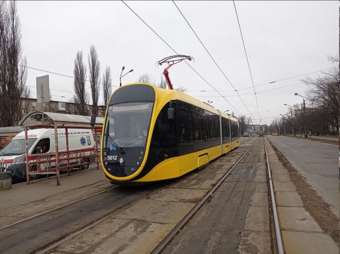 Стаття В Києві вже курсують 12 низькопідлогових трамваїв «Татра-Юг» (фото) Ранкове місто. Крим