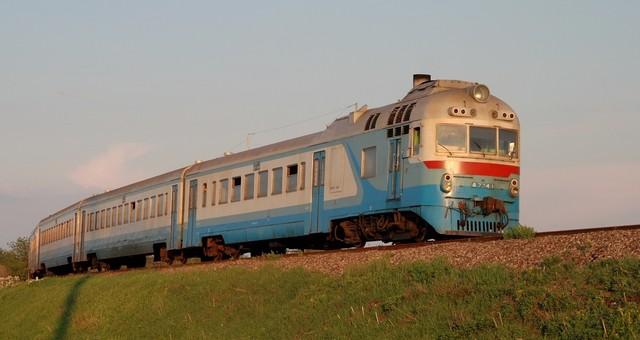 Стаття Одеська залізниця відновлює пасажирське сполучення з Снігурівкою Ранкове місто. Крим