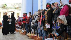 Стаття Комендантську годину в деяких областях України скорочено, на Великдень обмеження не скасовуватимуть Ранкове місто. Крим
