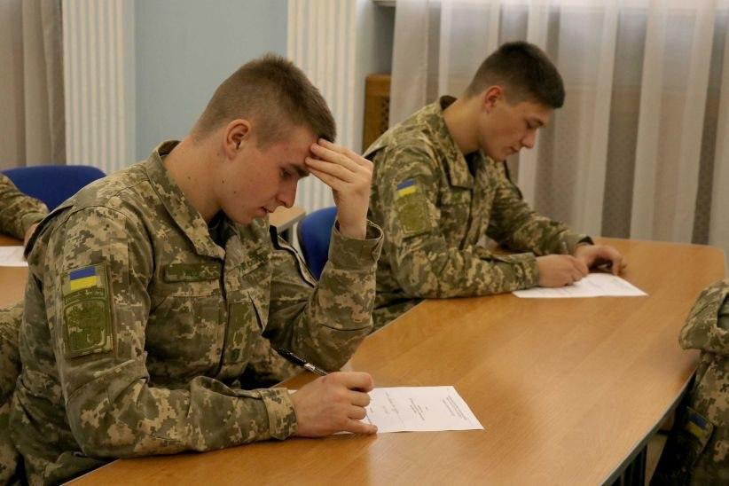 Стаття Особливості вступної кампанії до військових вишів у 2023 році Ранкове місто. Крим