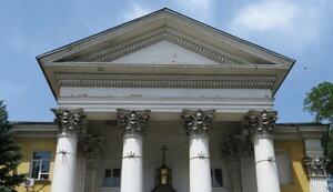 Стаття Росіяни захопили собор ПЦУ в окупованому Сімферополі Ранкове місто. Крим