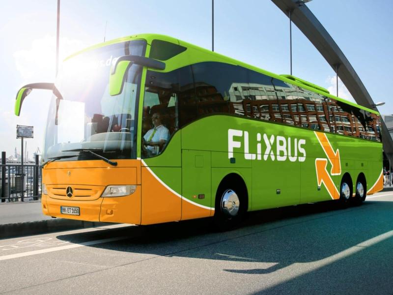 Стаття Автобусний лоукостер відкриває новий маршрут з Києва до аеропортів Варшави Ранкове місто. Крим