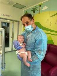 Стаття В Україні вперше 2-місячній дитині провели трансплантацію кісткового мозку. ФОТО Ранкове місто. Крим
