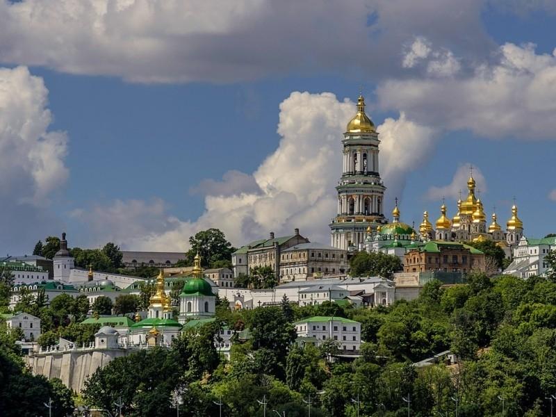 Стаття ЮНЕСКО рекомендує додати 2 об’єкти в Києві до переліку світової спадщини в небезпеці Ранкове місто. Крим