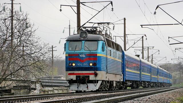 Стаття Призначені додаткові рейси пасажирських поїздів на початок вересня Ранкове місто. Крим