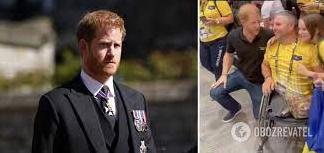 Стаття Принц Гаррі став на коліно біля українського воїна, який втратив ноги: відео зворушило мережу Ранкове місто. Крим