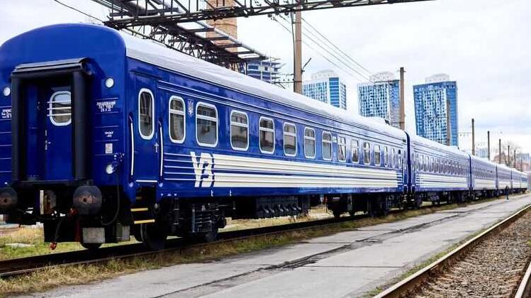 Стаття В Україні курсують дев’ять потягів із воєнізованою охороною Ранкове місто. Крим