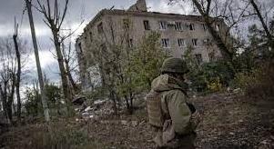 Стаття Місцеві неохоче, але починають виїжджати на безпечніші території Ранкове місто. Крим
