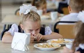 Стаття У Міноствіти пояснили, чому не можуть нагодувати усіх дітей початкової школи безплатно Ранкове місто. Крим