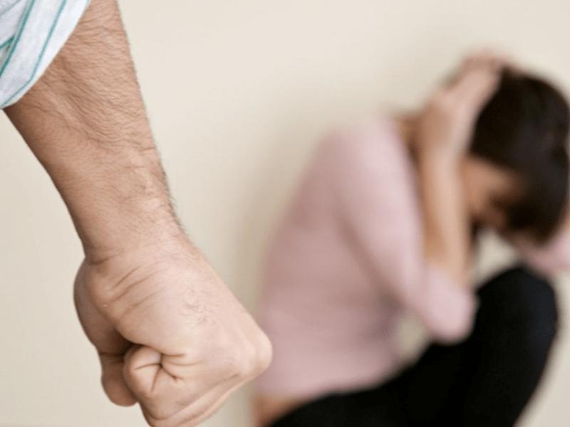 Стаття Скажіть «ні» домашньому насильству: куди можна звернутися по допомогу? Ранкове місто. Крим