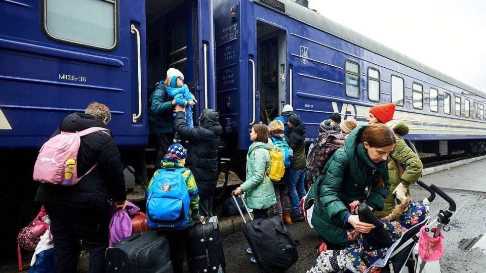 Стаття Увага! У травні евакуація з Донеччини відбуватиметься до Волинської області Ранкове місто. Крим