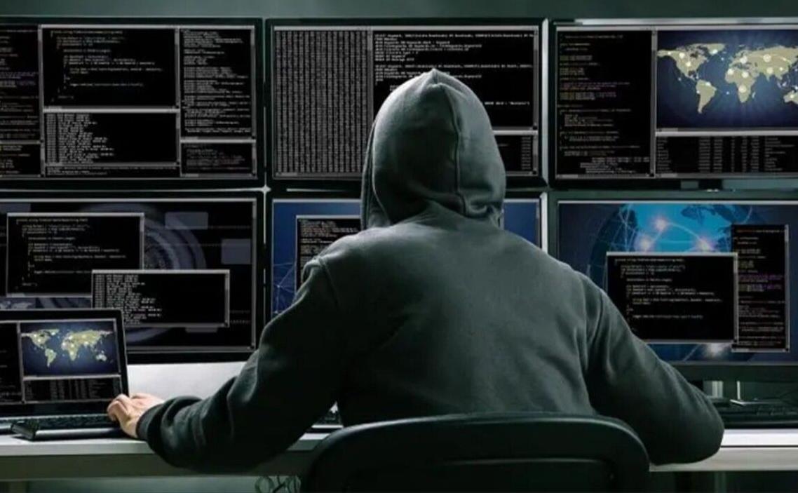 Стаття Російські хакери імітують популярний ресурс для викрадення поштових акаунтів Ранкове місто. Крим